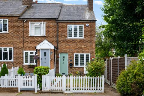 3 bedroom end of terrace house for sale, Hills Chace, Brentwood, CM14