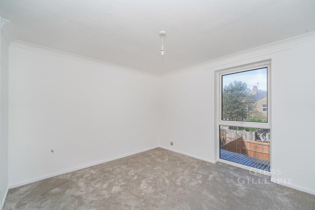 House in London - View 4