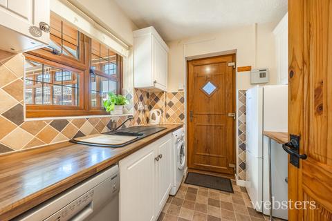 2 bedroom semi-detached bungalow for sale, Haverscroft Close, Norwich NR8