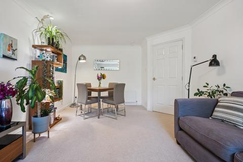 2 bedroom flat for sale, Beechwood Gardens, Stirling, FK8