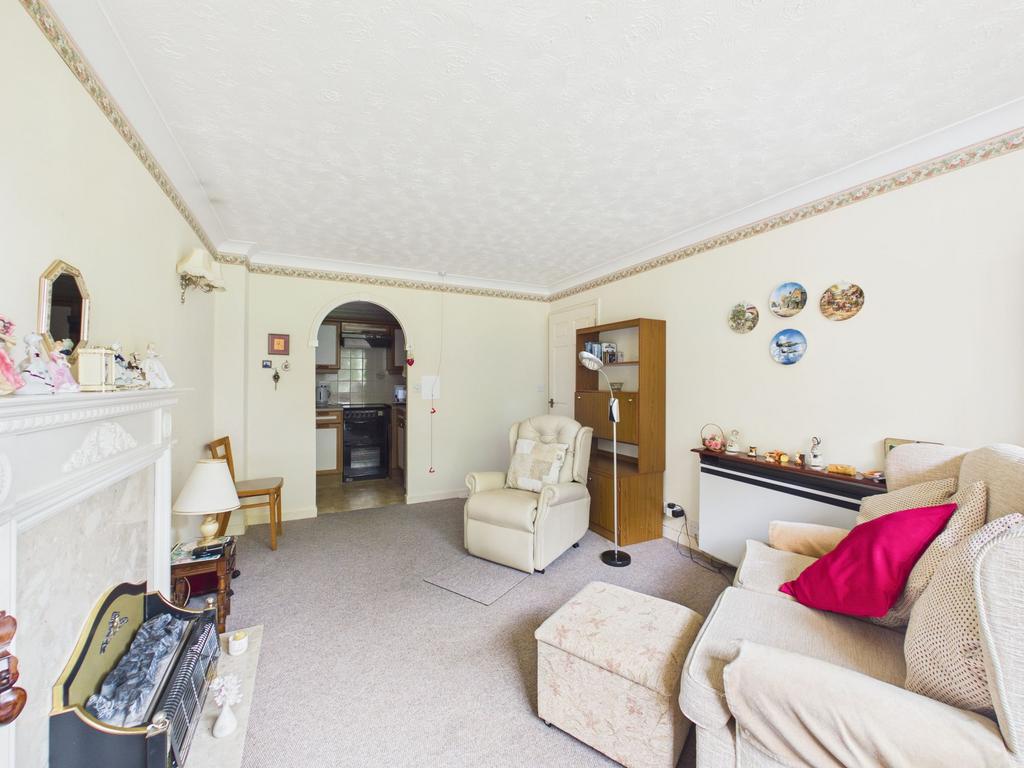 Apartment in Nottingham - View 3