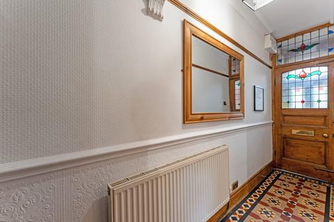 3 bedroom semi-detached house for sale, Kingsley Avenue, Kettering, NN16 9ES