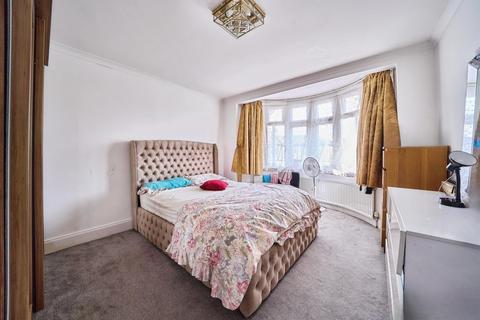 6 bedroom terraced house for sale, Cavendish Gardens, Barking