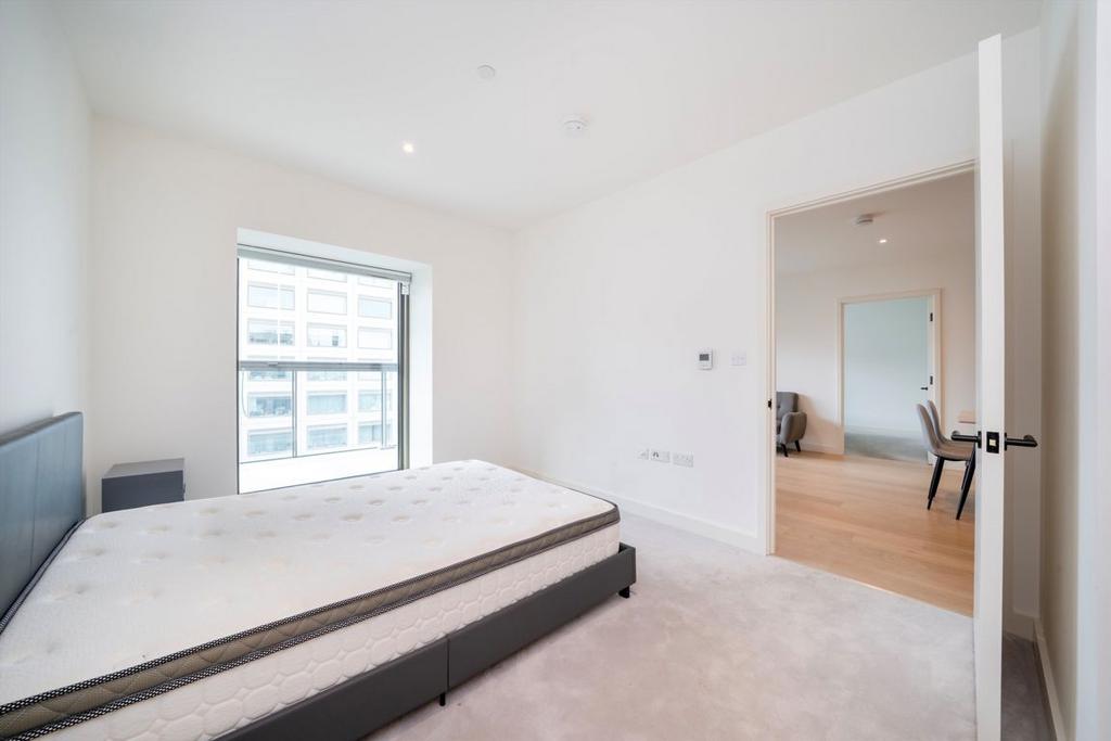 Apartment in London - View 5