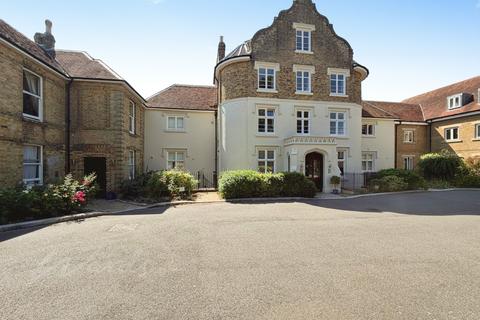 2 bedroom apartment to rent, Pegwell Road Ramsgate CT11