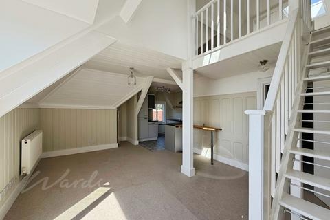 2 bedroom apartment to rent, Pegwell Road Ramsgate CT11