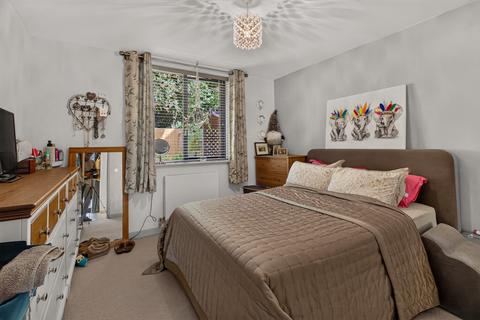 1 bedroom apartment for sale, 3 The Cedars, 39 Pickersleigh Road, Malvern, Worcestershire,
