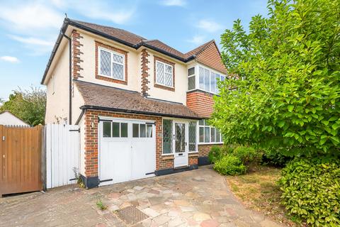 5 bedroom house to rent, Courtlands Avenue, Hayes, BR2