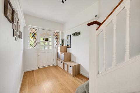 5 bedroom house to rent, Courtlands Avenue, Hayes, BR2