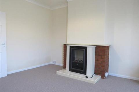 4 bedroom terraced house to rent, Stanley Street, LOWESTOFT