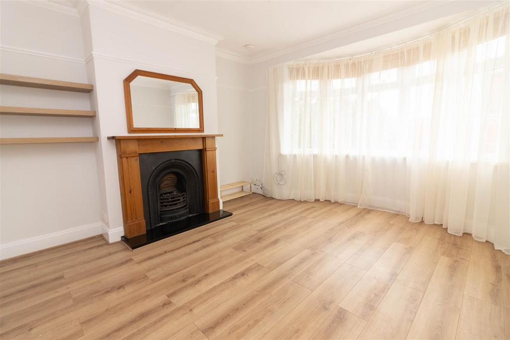 Apartment in Newcastle upon Tyne, High Heaton - View 2