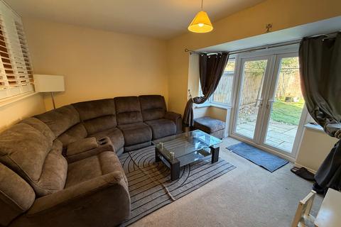 3 bedroom townhouse for sale, Avon Place, Salisbury