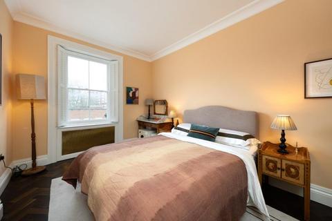 1 bedroom apartment to rent, Ennismore Gardens, London SW7