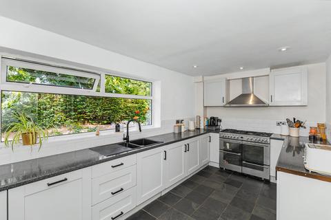 5 bedroom detached house for sale, Willoughby Drive, Oakham, LE15