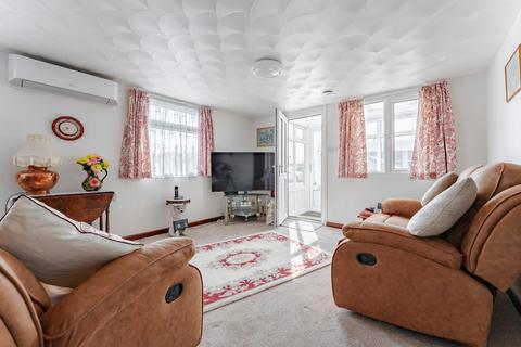 3 bedroom detached bungalow for sale, The Glebe, Hemsby