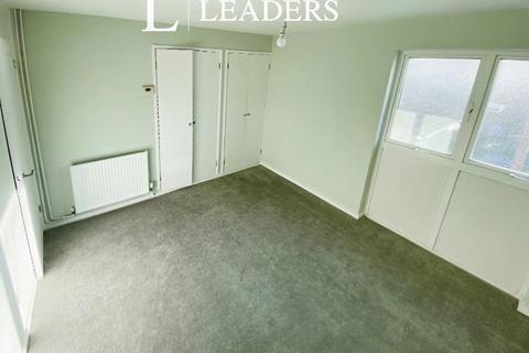 2 bedroom flat to rent, Axiom Court, Stamford, PE9