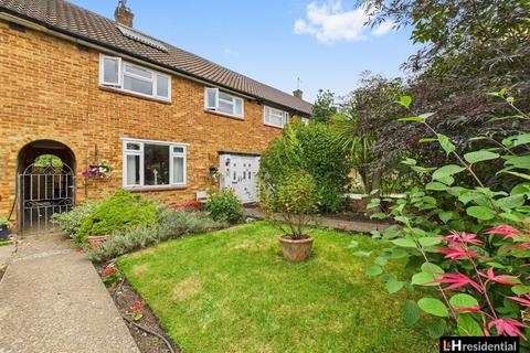 Grantham Green, Borehamwood WD6