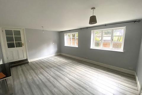 1 bedroom semi-detached house to rent, Chapel Lane, Great Barr, B43