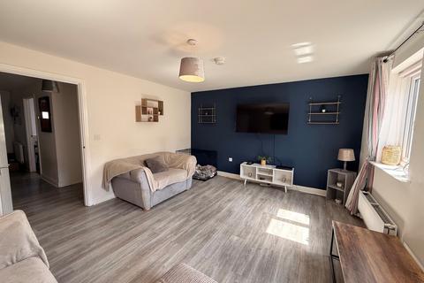 3 bedroom mews to rent, Breward Rd, Shavington