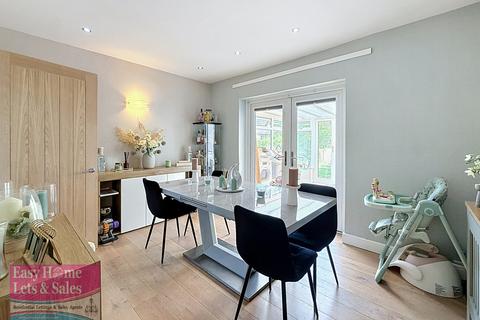 4 bedroom semi-detached house for sale, Westend Avenue, Coppull