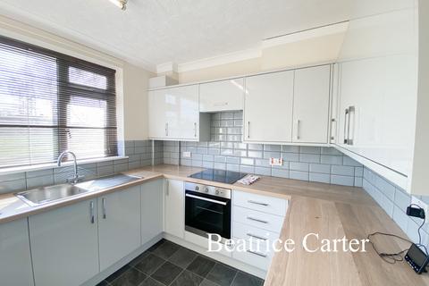 3 bedroom detached bungalow to rent, Dane Hill Road, Newmarket CB8
