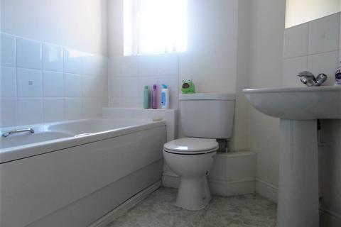 2 bedroom apartment to rent, Norris House, Blount Close