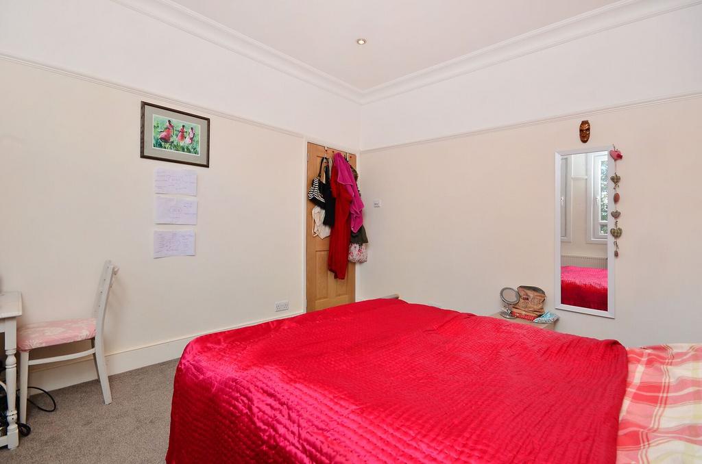 Apartment in London - More