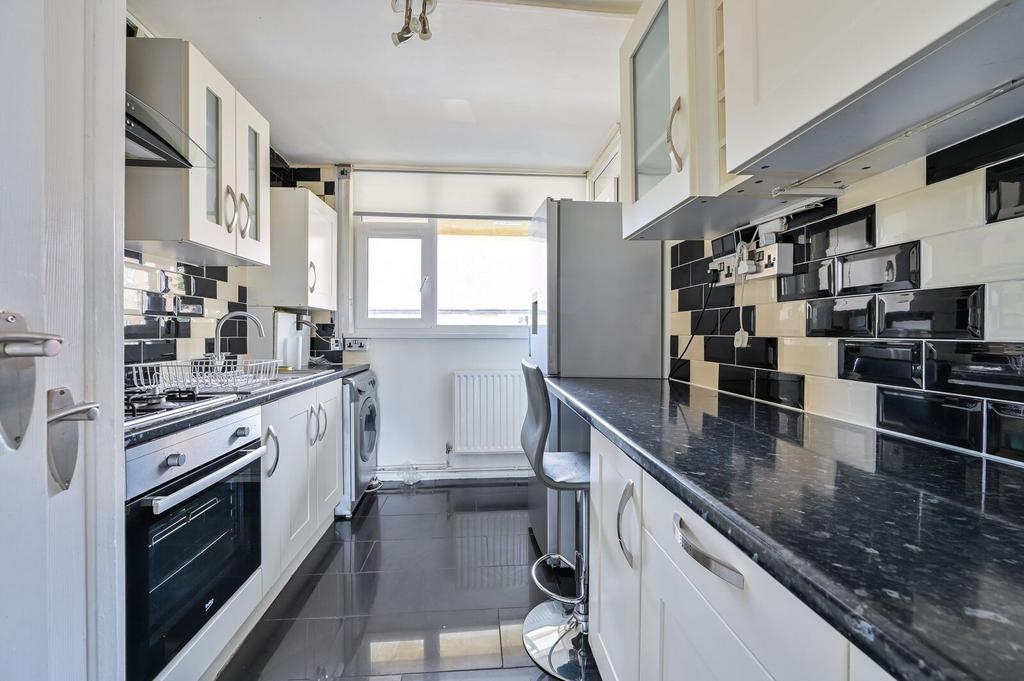 Apartment in London - View 2