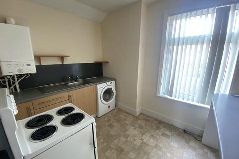 1 bedroom flat to rent, Edleston Rd, Crewe