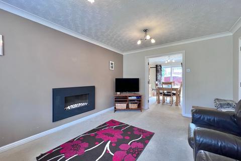 5 bedroom detached house for sale, Pentland Gardens, Hereford, HR4