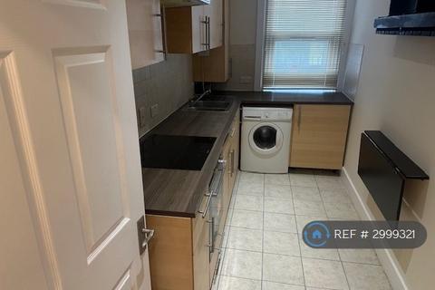 1 bedroom flat to rent, Clifton Road, London, SE25