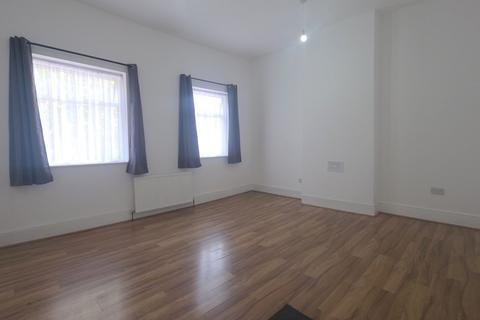 5 bedroom house to rent, Plashet Road, London, E13