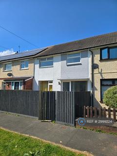 3 bedroom terraced house to rent, Livale Court, Newport, NP20