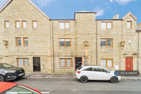 2 bedroom flat to rent, Allendale Court, Burnley, BB12