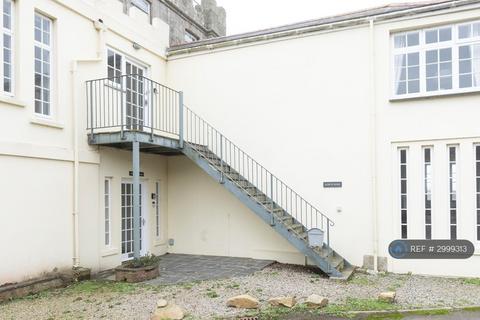 2 bedroom flat to rent, Rosudgeon, Penzance, TR20