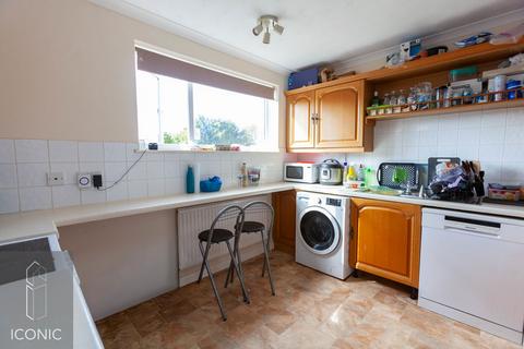2 bedroom apartment for sale, Fakenham Road, Taverham, Norwich