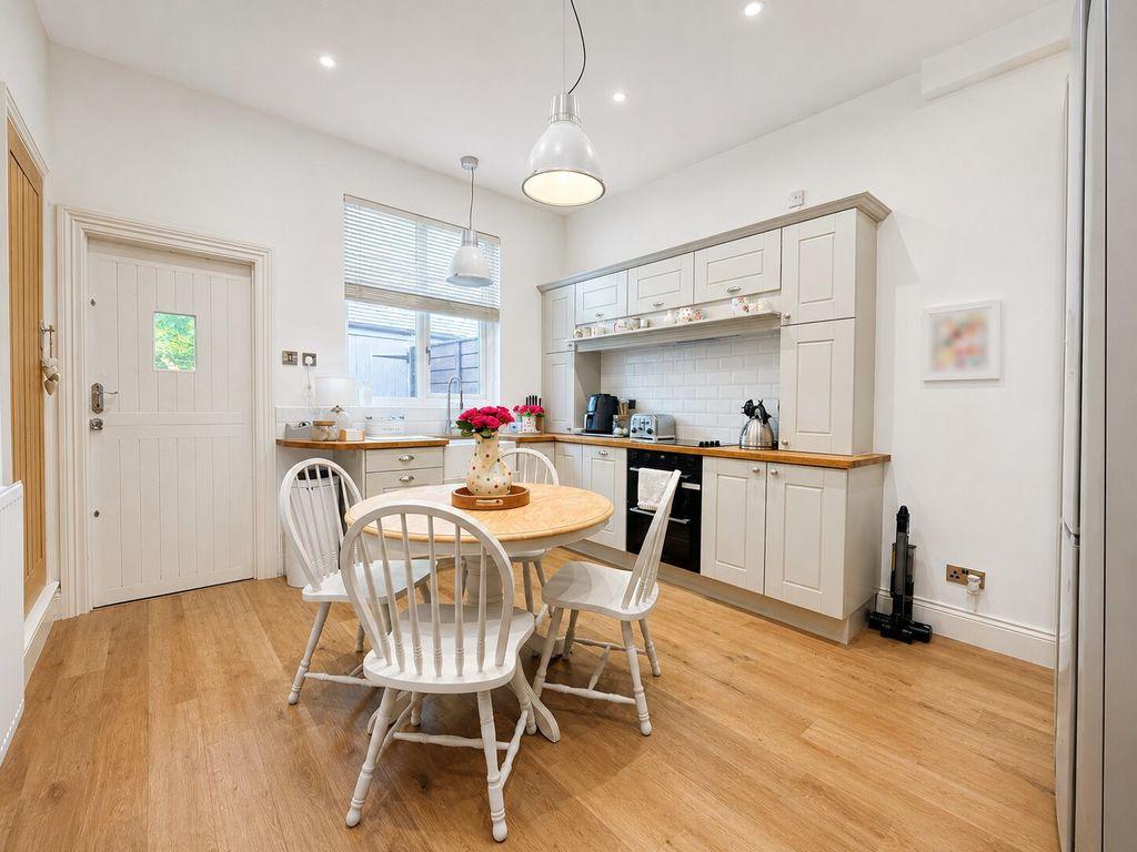 House in Birmingham, Sutton Coldfield - More