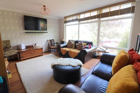 4 bedroom townhouse for sale, Luton LU2