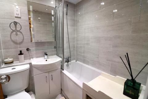 4 bedroom townhouse for sale, Luton LU2