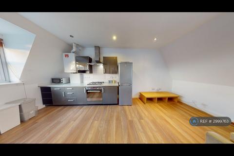 2 bedroom flat to rent, Ivory Court, Hackney, London, E9