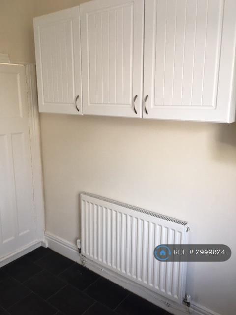 Apartment in Newcastle upon Tyne, Tyne and Wear - View 5