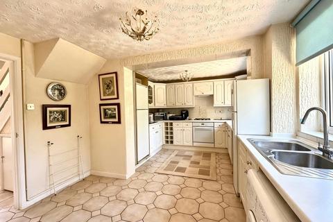 3 bedroom detached house for sale, Eldene, Swindon SN3