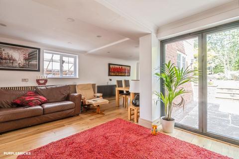 undefined, Oveton Way, Leatherhead, KT23