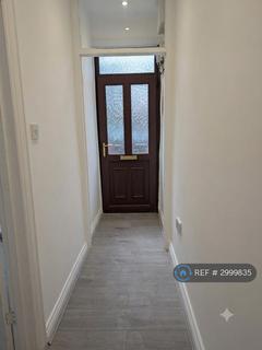 3 bedroom terraced house to rent, Nash Road, Newport, NP19