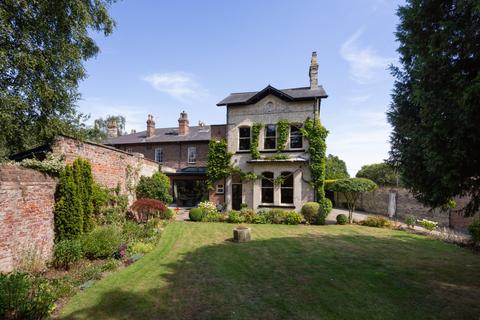 6 bedroom semi-detached house for sale, Tadcaster Road, York, North Yorkshire, YO24