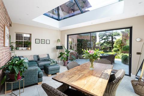 6 bedroom semi-detached house for sale, Tadcaster Road, York, North Yorkshire, YO24