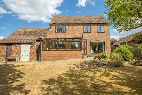 4 bedroom detached house for sale, Robin Hill, Heacham