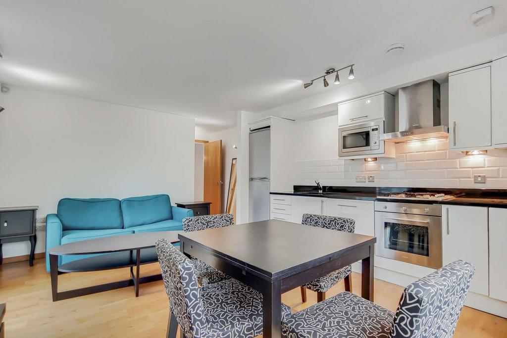 Apartment in London - View 2