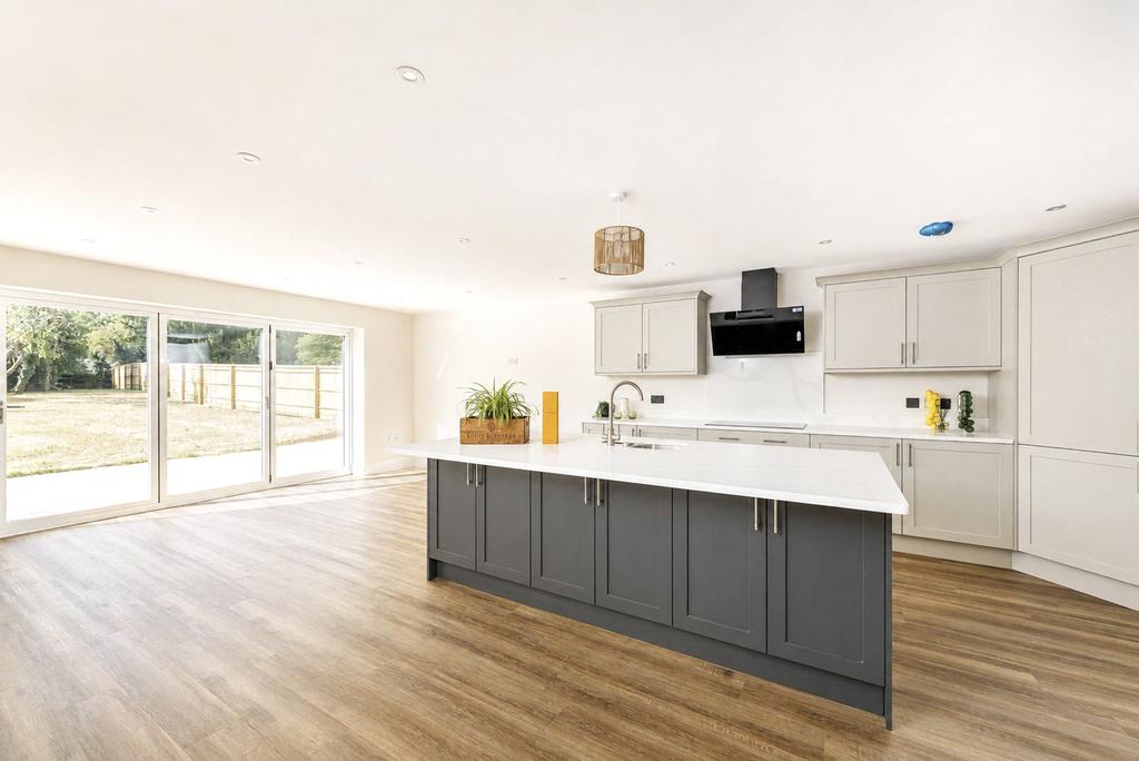 Kitchen/Dining