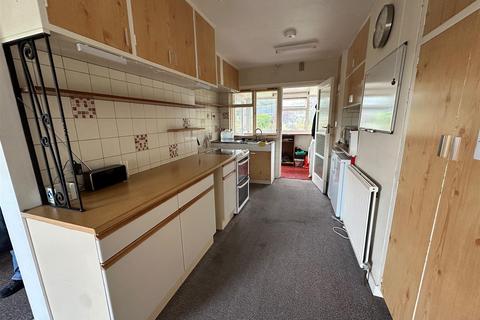 4 bedroom detached house for sale, Heys Road, Holmfirth HD9